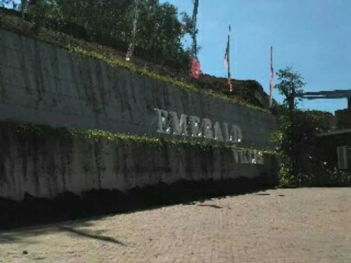 Full House Emerald Villa I6 2 Bedroom Near Jtp 3-1